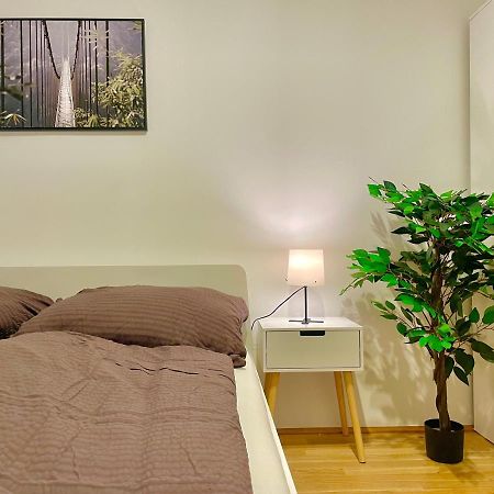 80 M2 - Terrace - Free Parking Apartman Bécs Kültér fotó