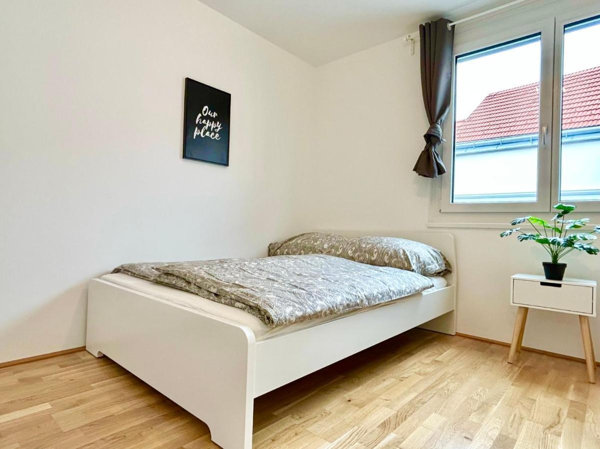 80 M2 - Terrace - Free Parking Apartman Bécs Kültér fotó