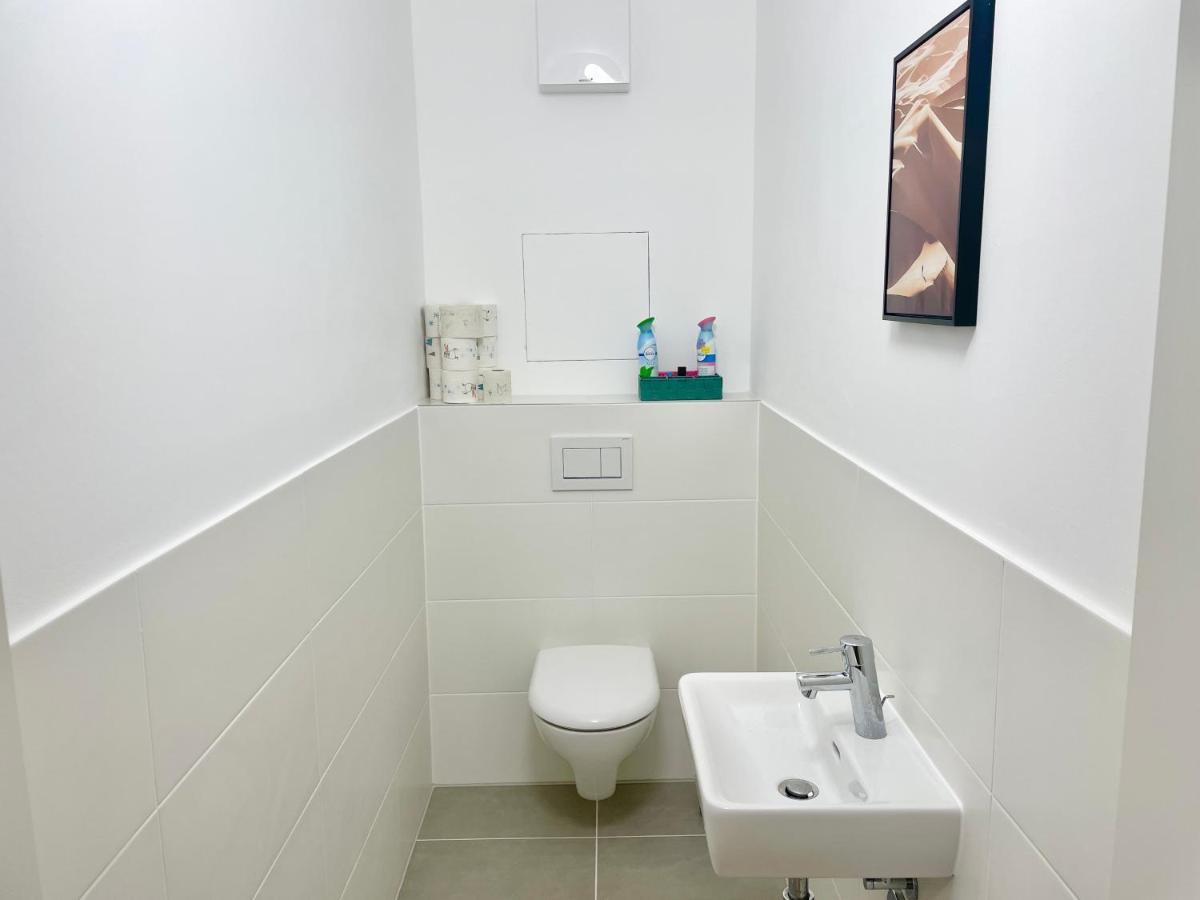 80 M2 - Terrace - Free Parking Apartman Bécs Kültér fotó