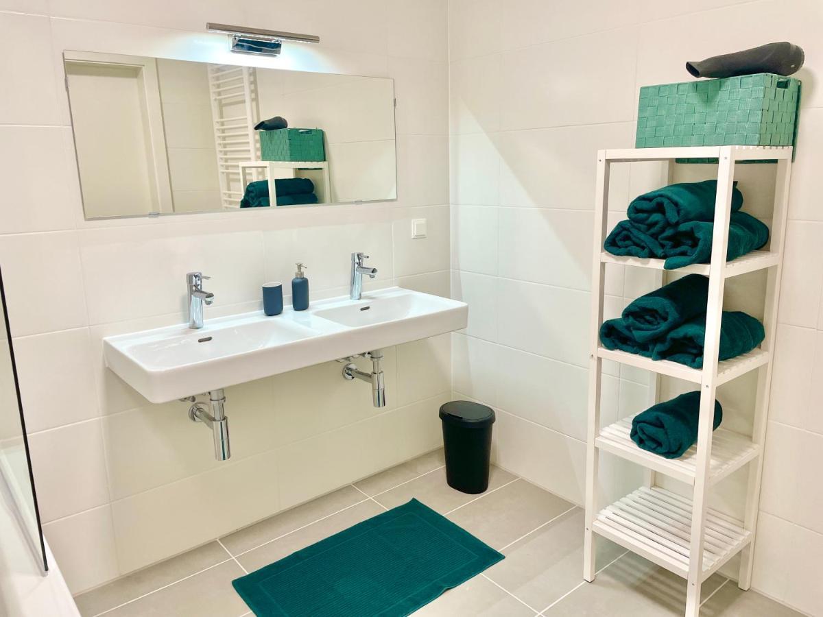 80 M2 - Terrace - Free Parking Apartman Bécs Kültér fotó